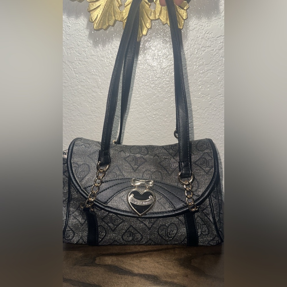 Juicy Couture Black Heart Monogram Vintage Y2K Barrel Shoulder Bag Bow Logo